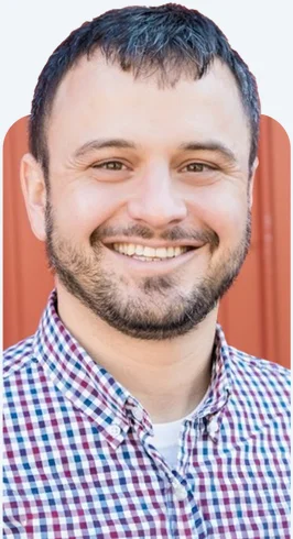 Dustin Holub